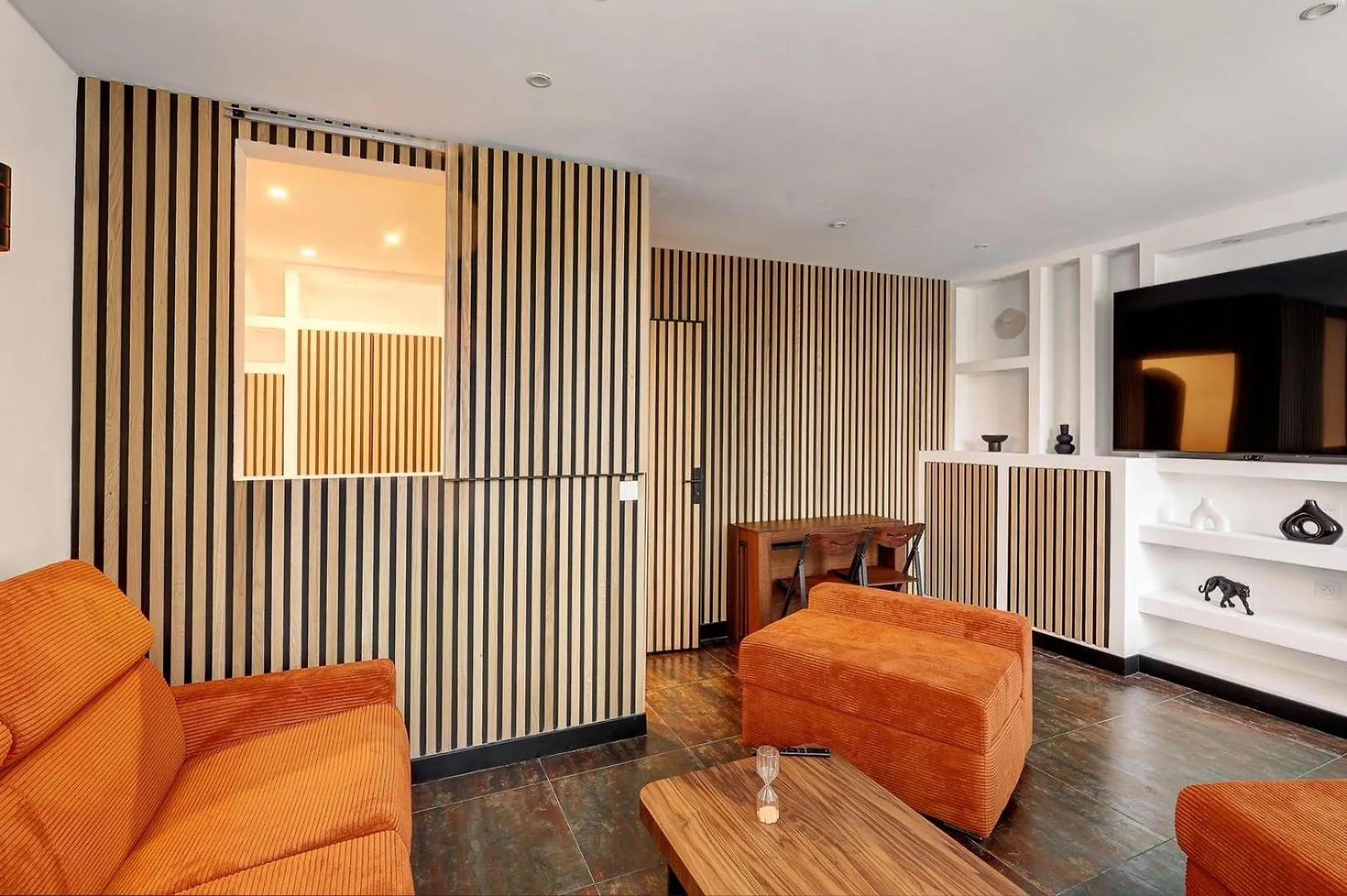 Bluestay 193 - Superb Apartment In Paris Quarto em Acomodações Particulares